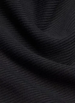 Babaton Formarib V-neck Longsleeve Bodysuit 17 Babaton Formarib V-neck Longsleeve Bodysuit -ARITZIA Shop f22 01 a01 101200 1274 off c