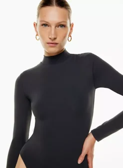 Babaton Contour Mockneck Longsleeve Bodysuit 15 Babaton Contour Mockneck Longsleeve Bodysuit -ARITZIA Shop f22 01 a01 101454 1274 on c
