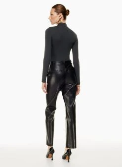 Babaton Contour Mockneck Longsleeve Bodysuit 17 Babaton Contour Mockneck Longsleeve Bodysuit -ARITZIA Shop f22 01 a01 101454 1274 on e