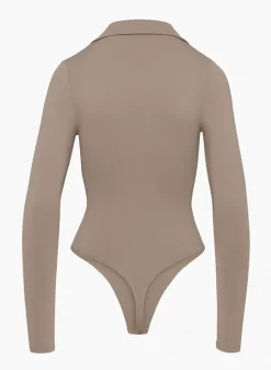 Babaton Contour Polo Longsleeve Bodysuit 16 Babaton Contour Polo Longsleeve Bodysuit -ARITZIA Shop f22 01 a01 101498 18914 off b