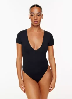 Babaton Contour V-neck Shortsleeve Bodysuit