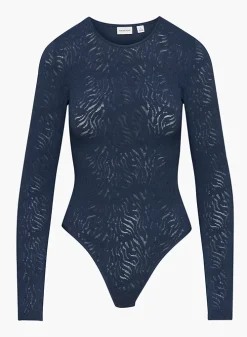 Babaton Shapelace Crew Longsleeve Bodysuit 14 Babaton Shapelace Crew Longsleeve Bodysuit -ARITZIA Shop f22 01 a01 103914 1702 off a