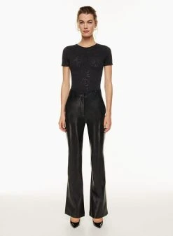 Babaton Shapelace Crew Bodysuit 11 Babaton Shapelace Crew Bodysuit -ARITZIA Shop f22 01 a01 103915 1274 on b