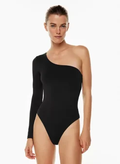 Babaton Sahal Contour Bodysuit 13 Babaton Sahal Contour Bodysuit -ARITZIA Shop f22 01 a01 104654 1274 on a