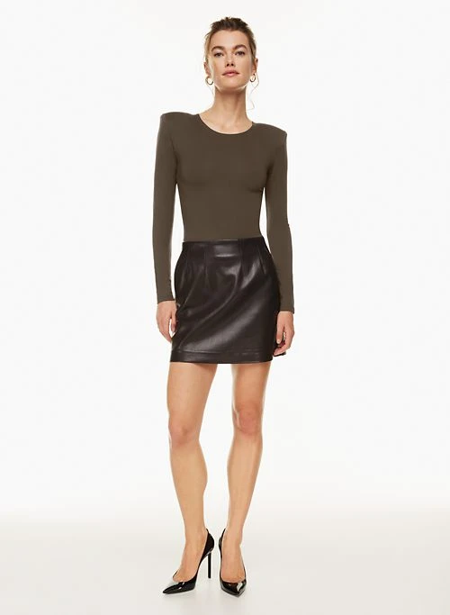 Babaton Contour Shoulder Pad Longsleeve Bodysuit 4 Babaton Contour Shoulder Pad Longsleeve Bodysuit - Image 2