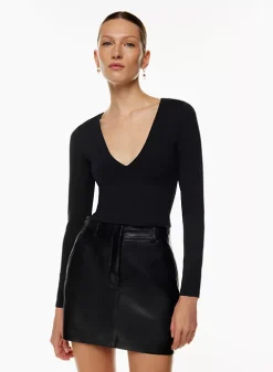 Babaton Contour V-neck Longsleeve