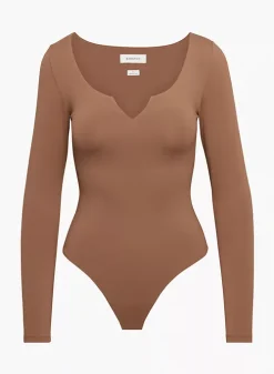 Babaton Leone Contour Bodysuit 15 Babaton Leone Contour Bodysuit -ARITZIA Shop f22 01 a01 96310 23834 off a