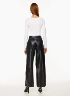 Babaton Formarib Scoopneck Longsleeve Bodysuit 14 Babaton Formarib Scoopneck Longsleeve Bodysuit -ARITZIA Shop f22 01 a01 97746 1275 on e