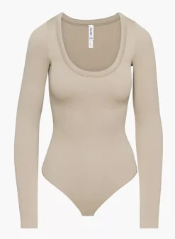 Sunday Best Sinchseamless™ Rib Scoop Longsleeve Bodysuit 15 Sunday Best Sinchseamless™ Rib Scoop Longsleeve Bodysuit -ARITZIA Shop f22 02 a01 83215 23833 off a
