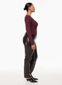 Wilfred Hitch Longsleeve 12 Wilfred Hitch Longsleeve -ARITZIA Shop f22 04 a01 100481 27311 on d