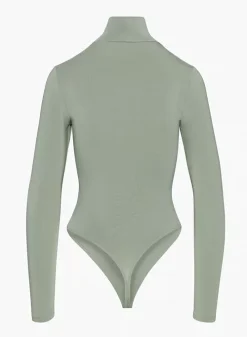 Wilfred Troyes Bodysuit 16 Wilfred Troyes Bodysuit -ARITZIA Shop f22 04 a01 80223 27381 off b