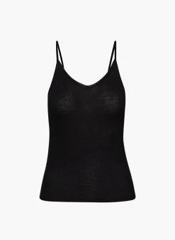 1--01 Babaton Thieffry Tank 14 1--01 Babaton Thieffry Tank -ARITZIA Shop f22 09 a01 106498 1274 off a