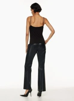 1--01 Babaton Thieffry Tank 13 1--01 Babaton Thieffry Tank -ARITZIA Shop f22 09 a01 106498 1274 on e