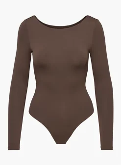 Babaton Contour Boatneck Bodysuit 15 Babaton Contour Boatneck Bodysuit -ARITZIA Shop s22 01 a01 83121 1565 off a