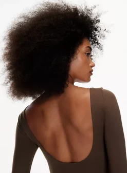 Babaton Contour Boatneck Bodysuit 12 Babaton Contour Boatneck Bodysuit -ARITZIA Shop s22 01 a01 83121 1565 on c