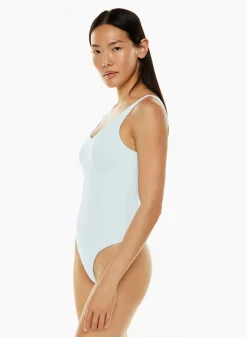 Babaton Contour Scoopneck Bodysuit 15 Babaton Contour Scoopneck Bodysuit -ARITZIA Shop s23 01 a01 101291 5391 on e