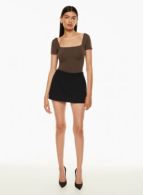 Babaton Contour Squareneck Shortsleeve T-shirt 4 Babaton Contour Squareneck Shortsleeve T-shirt - Image 2