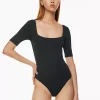 Babaton Contour Squareneck Halfsleeve Bodysuit -ARITZIA Shop s23 01 a01 106661 1274 on a