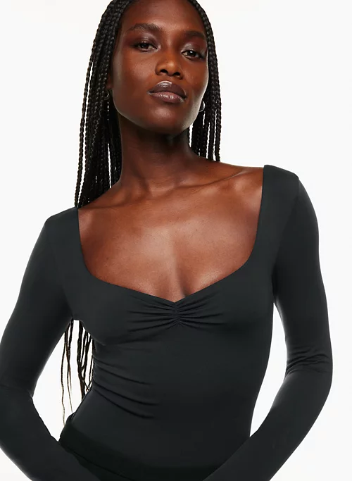 Babaton Contour Sweetheart Longsleeve Bodysuit 5 Babaton Contour Sweetheart Longsleeve Bodysuit - Image 3