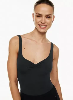 Babaton Contour Sweetheart Bodysuit 13 Babaton Contour Sweetheart Bodysuit -ARITZIA Shop s23 01 a01 107029 1274 on c