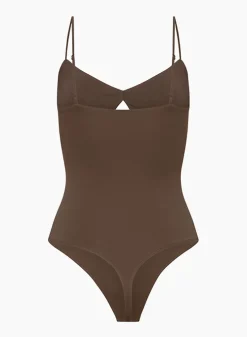 Babaton Novus Contour Bodysuit 18 Babaton Novus Contour Bodysuit -ARITZIA Shop s23 01 a01 107699 1565 off b