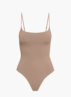 Babaton Contour Cami Bodysuit 17 Babaton Contour Cami Bodysuit -ARITZIA Shop s23 01 a01 109113 18914 off a