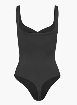 Babaton Contour Sweetheart Bodysuit 18 Babaton Contour Sweetheart Bodysuit -ARITZIA Shop s23 01 a01 83124 1274 off b