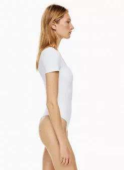 Babaton Contour Squareneck Shortsleeve Bodysuit 14 Babaton Contour Squareneck Shortsleeve Bodysuit -ARITZIA Shop s23 01 a01 98906 1275 on d
