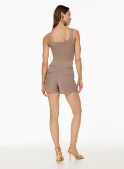 Babaton Contour Squareneck Bodysuit 14 Babaton Contour Squareneck Bodysuit -ARITZIA Shop s23 01 a28 111059 18914 on d