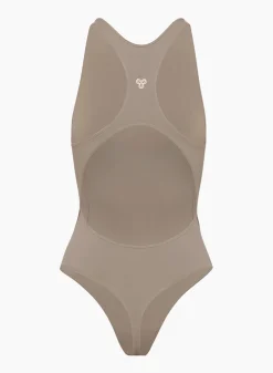TnAction Tnabutter™ Finesse Bodysuit 16 TnAction Tnabutter™ Finesse Bodysuit -ARITZIA Shop s23 19 a01 105474 19049 off b