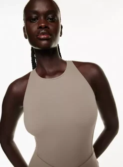 TnAction Tnabutter™ Finesse Bodysuit 12 TnAction Tnabutter™ Finesse Bodysuit -ARITZIA Shop s23 19 a01 105474 19049 on c