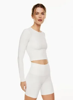 TnAction Tnabutter™ Bound Longsleeve 16 TnAction Tnabutter™ Bound Longsleeve -ARITZIA Shop s23 19 a01 105521 29801 on f